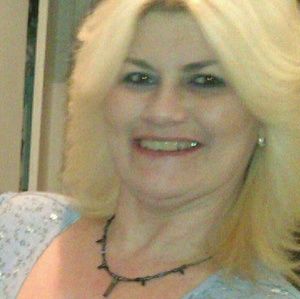 Meet your Posher, Deanna